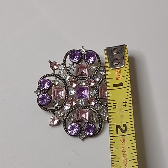 Pretty Purple And Pink Rhinestone Vintage Brooch - Picture 12 of 16